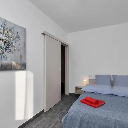 Apartments Sunshine Jelsa  Exterior photo
