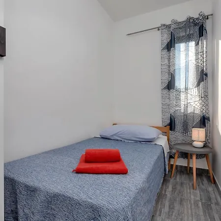 Apartments Sunshine Jelsa  Exterior photo