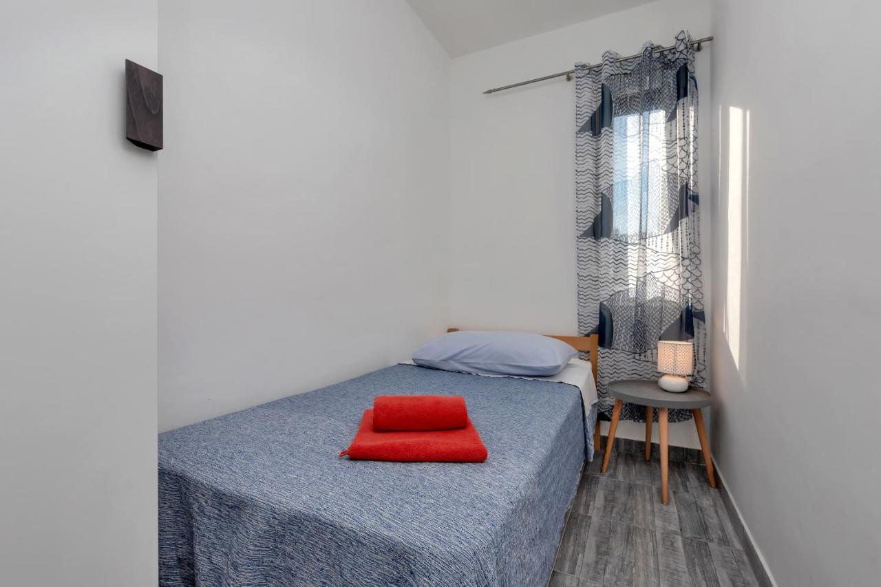 Sunshine Apartment